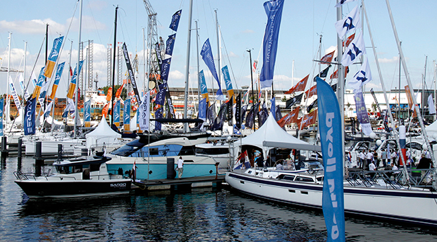 0-Hiswa Amsterdam in water Boat Show